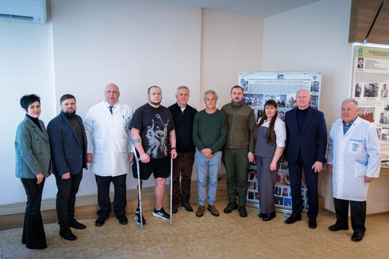 Остеоінтеграційне протезування