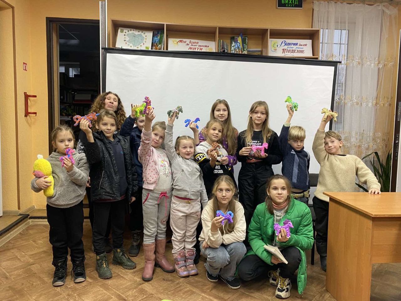 Виставка учнівських робіт «Квіткова рапсодія»_4