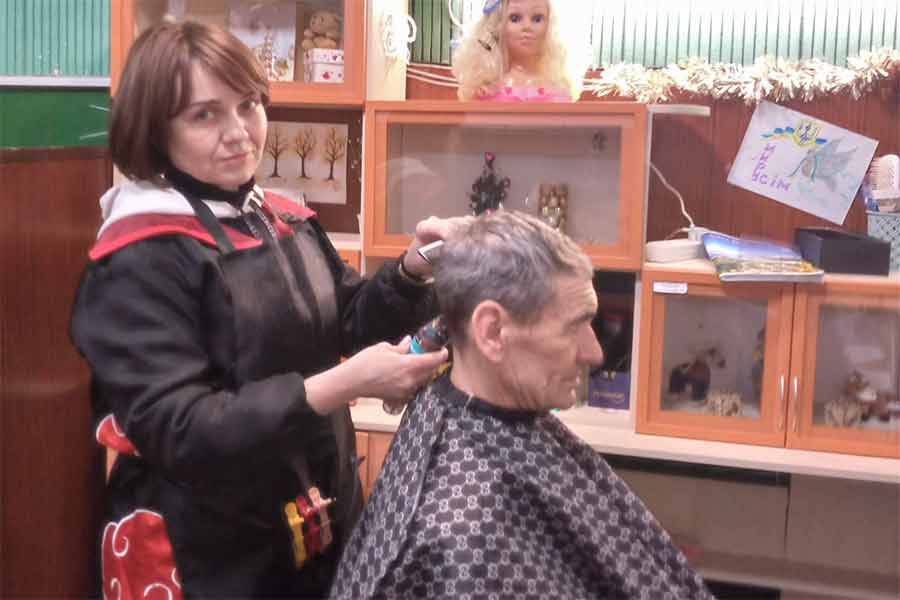 Перукар працює у Куп&rsquo;янському ЦСС