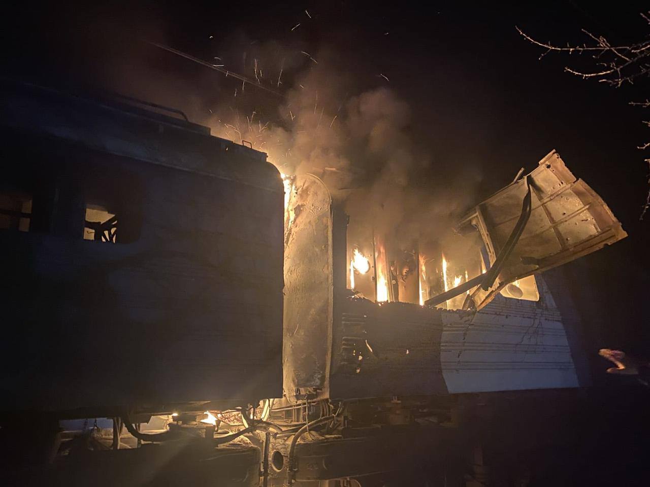 Російський дрон влучив у приміський поїзд