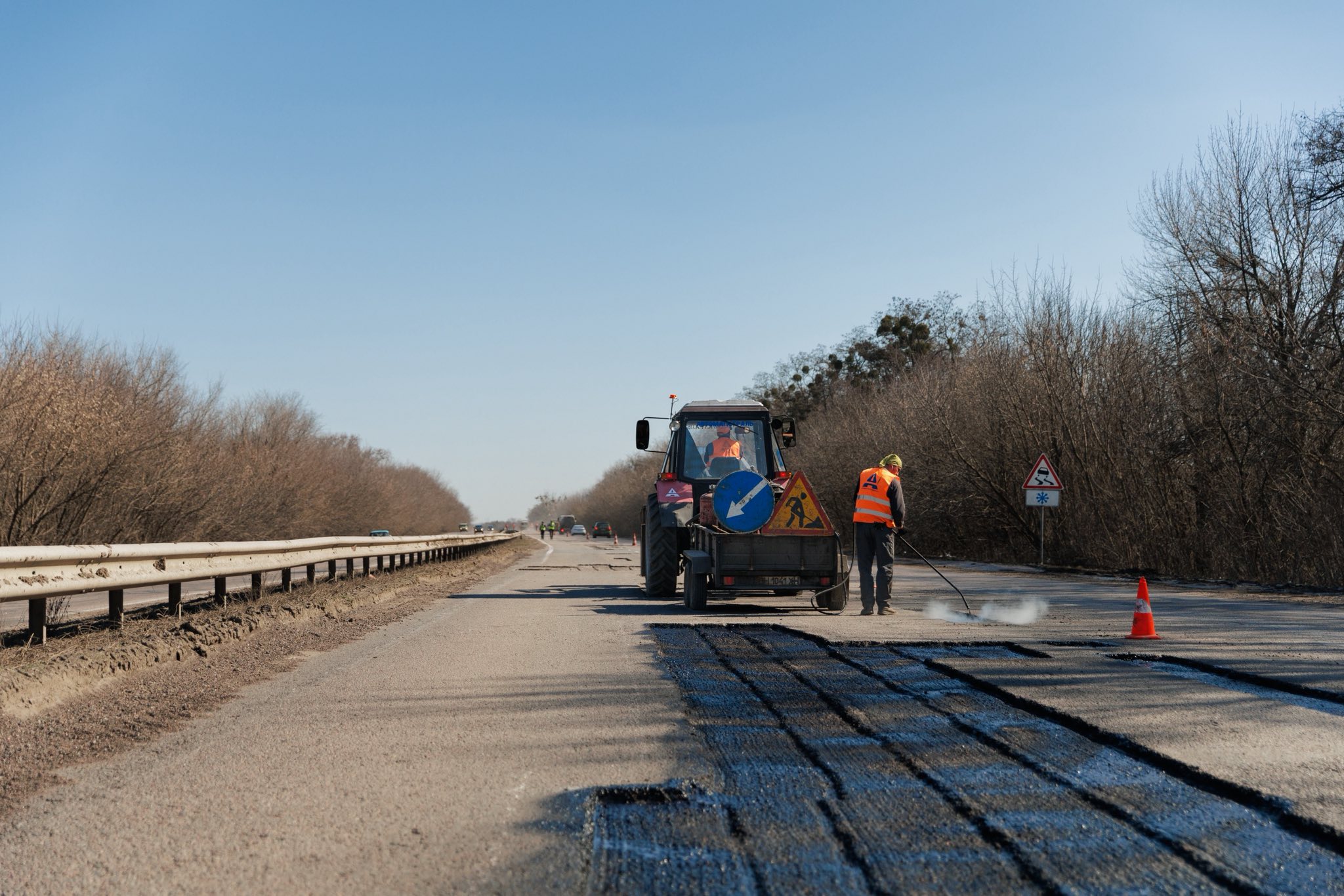 Аварійний ремонт траси Київ &mdash; Харків