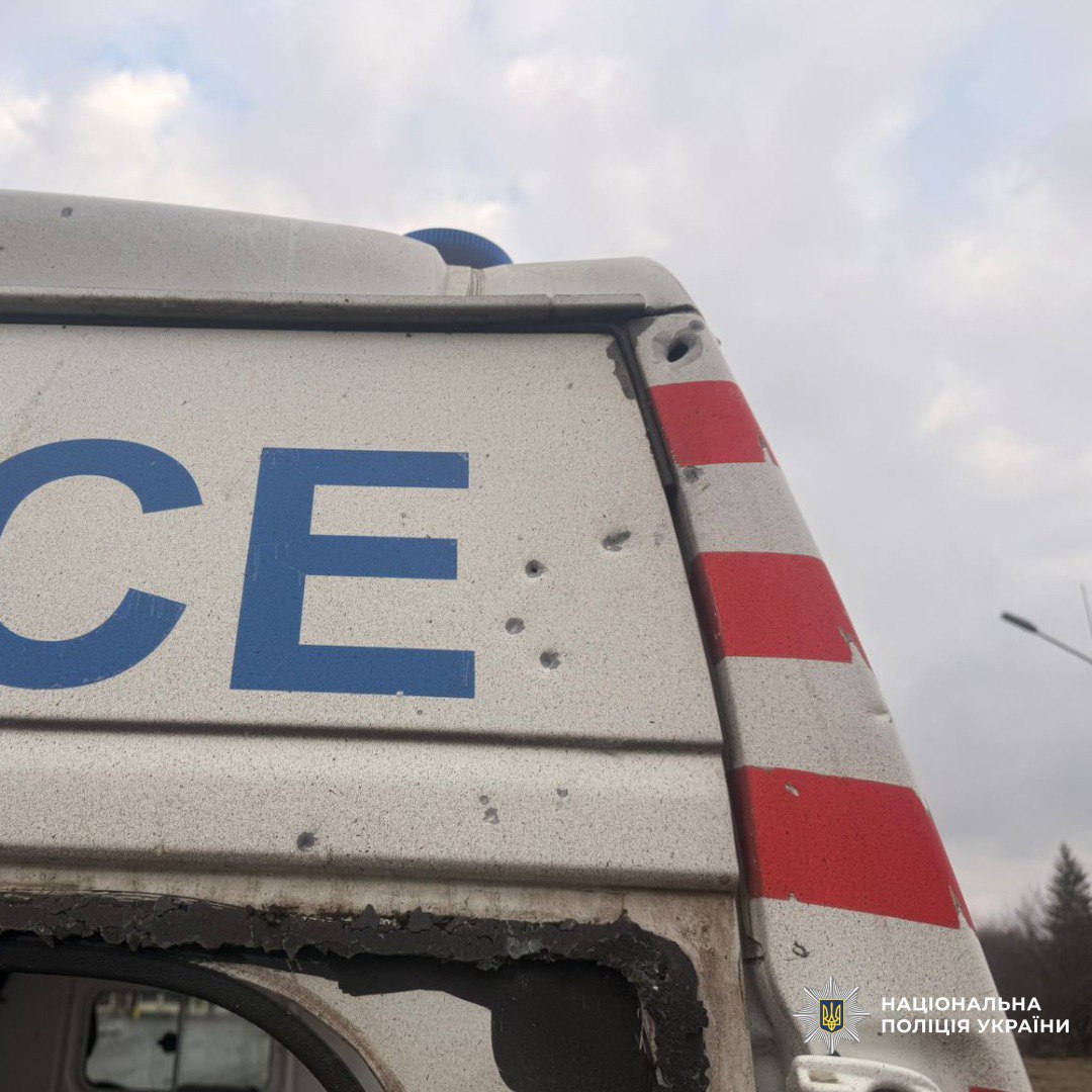 Дрон рф вдарив по бригаді медиків