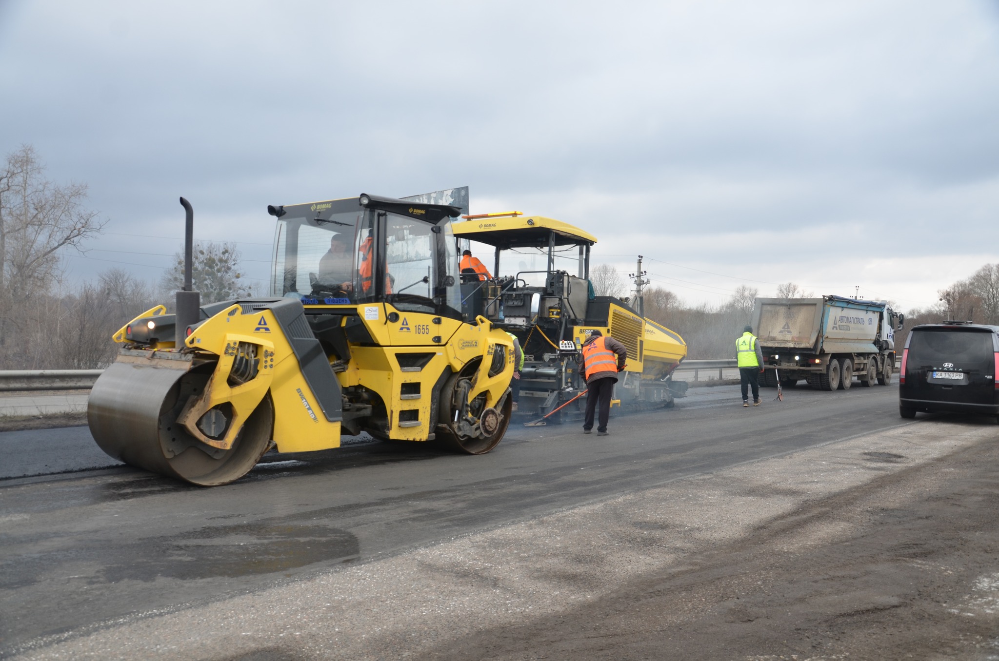 Ремонт доріг на Харківщині