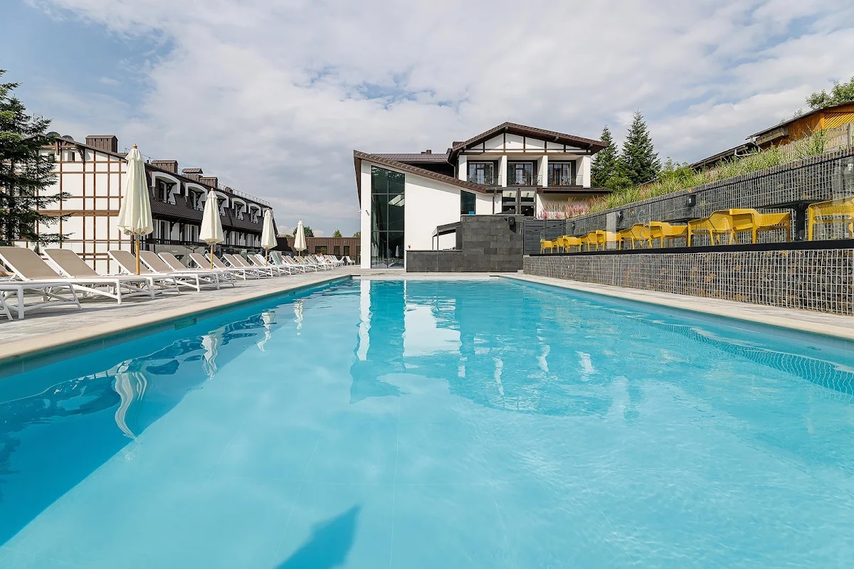 Східниця, готель з басейном