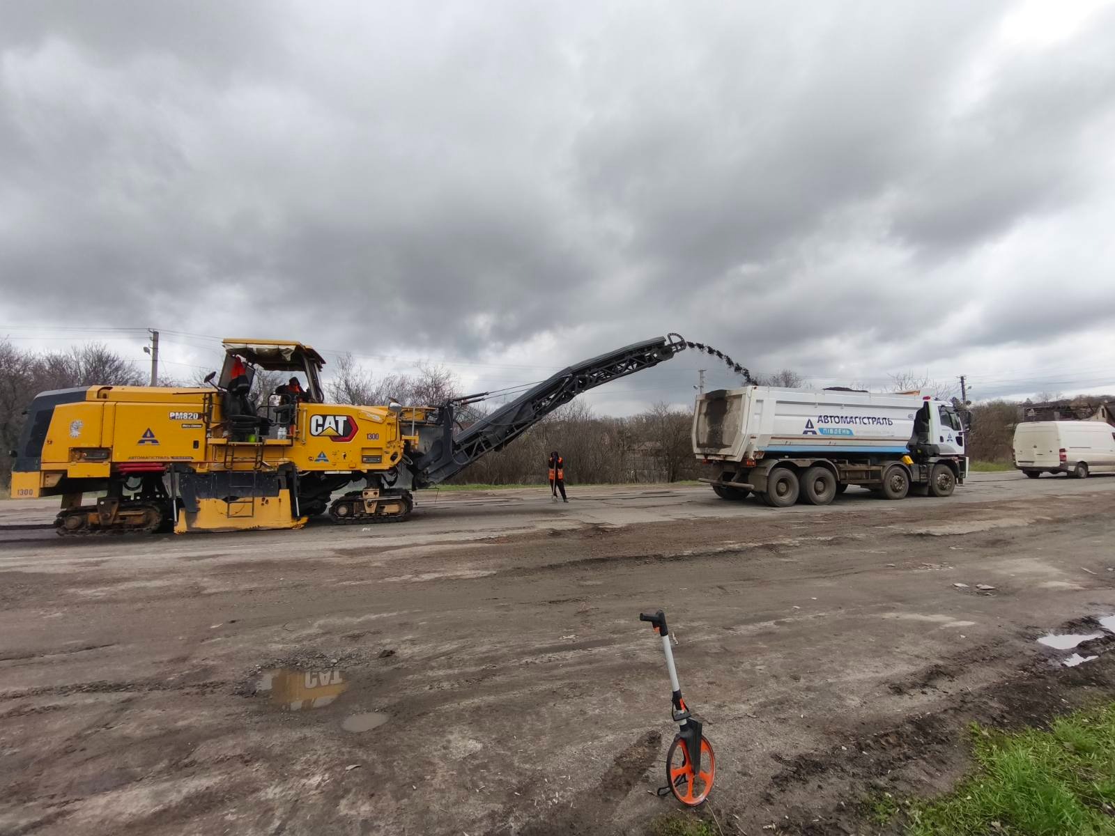 Ремонт доріг на Кільцевій у Харкові