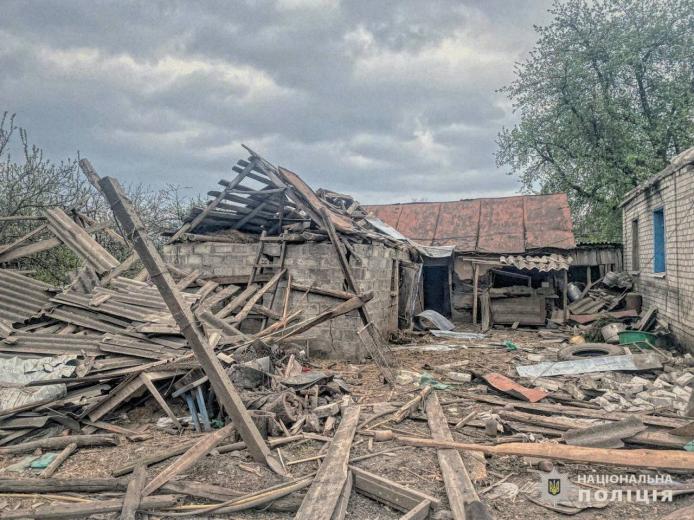 Знищений житловий будинок у Харківській області / Фото: Поліція Харківської області