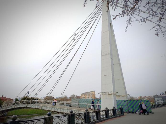 Міст у сквері «Стрілка» / Фото: Харківська міська рада