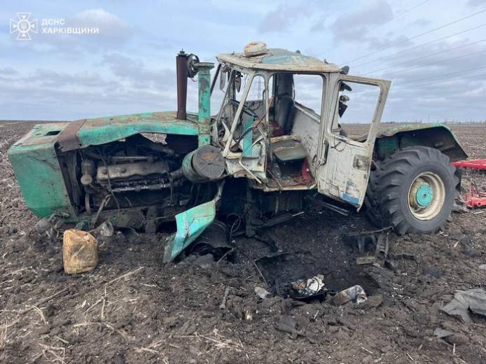 Трактор зазнав значних пошкоджень / Фото ДСНС
