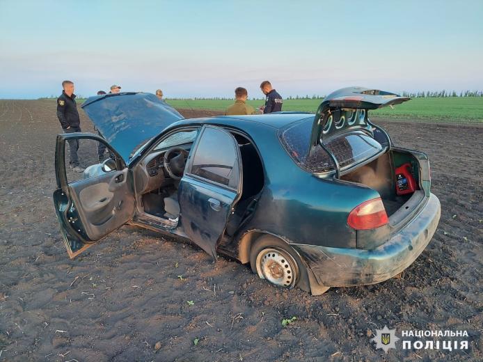 Авто, у якому загинув підліток / Фото: Поліція Харківської області
