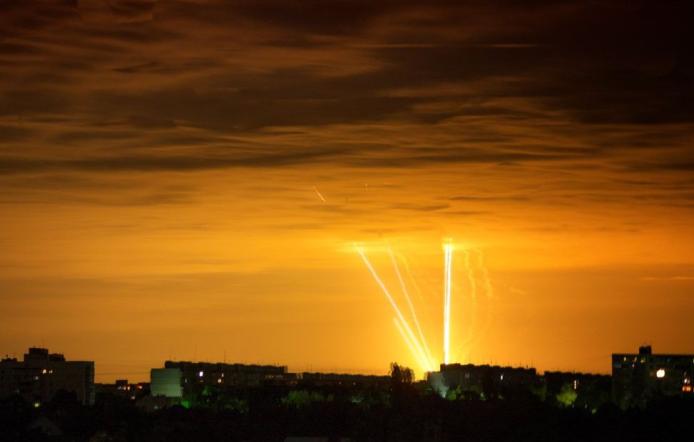 Сліди від ракет, запущених з бєлгорода/Фото ілюстративне