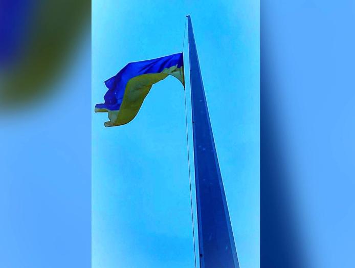 У Харкові замінили прапор на більший / Фото: Харківська міська рада