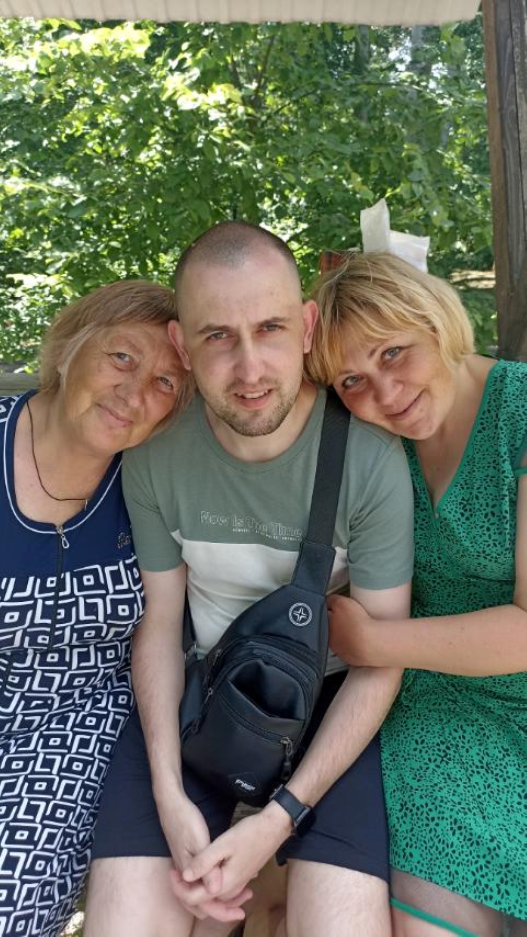 Родина Заїк-повернення сина з полону/фото: сімейний архів родини