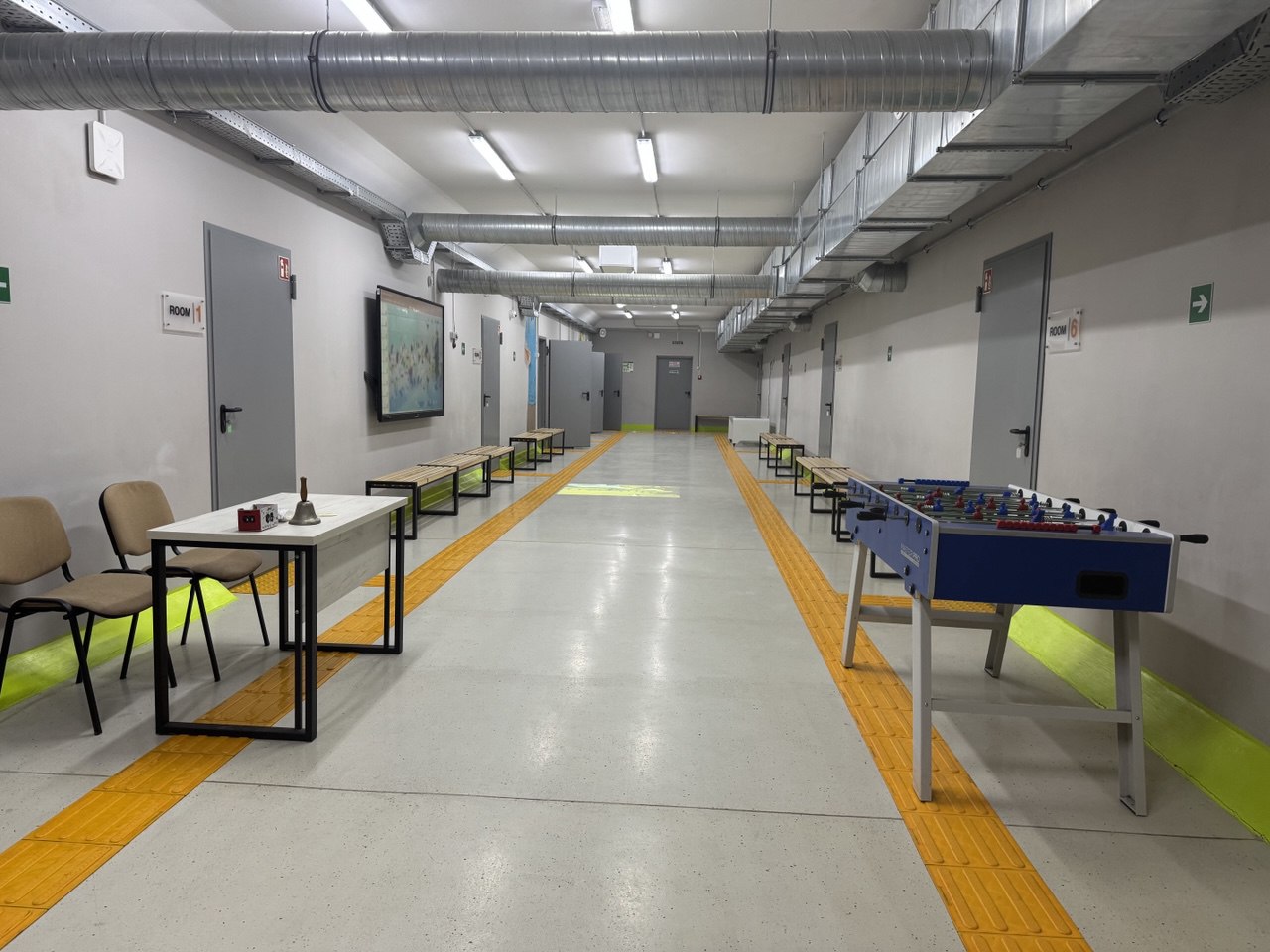 Підземна школа у Пісочині